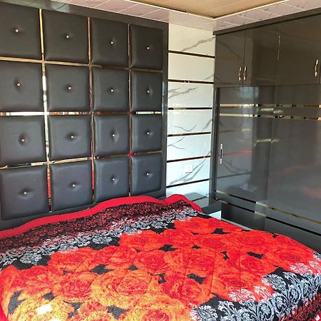 Sheen Homestay Гульмарг Экстерьер фото